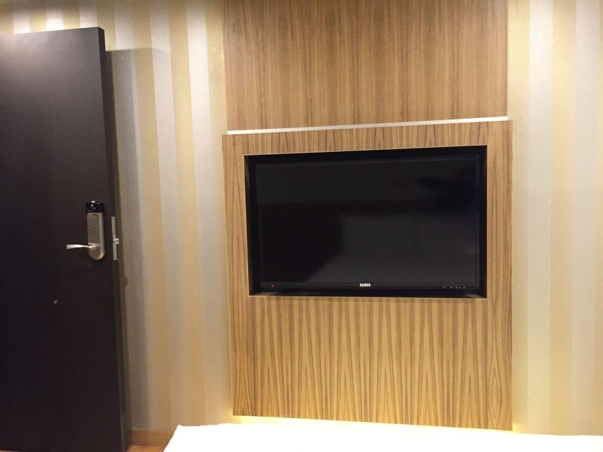 Smile Inn - Taipei Main Station Εξωτερικό φωτογραφία